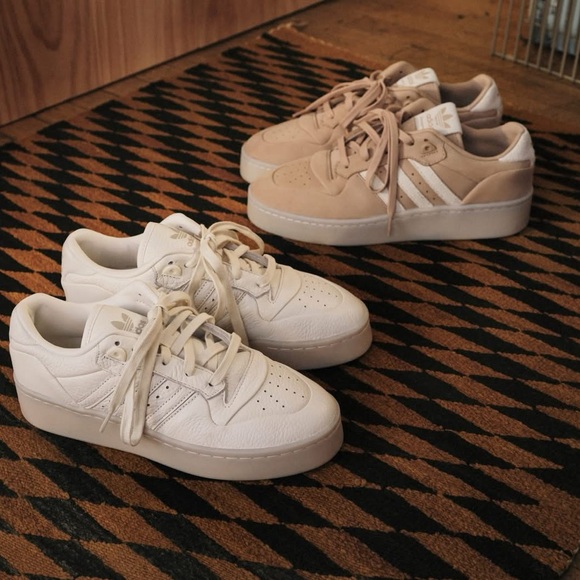 Adidas Rivalry Lux Low Cream Beige Sneakers women’s 7 - Picture 2 of 16
